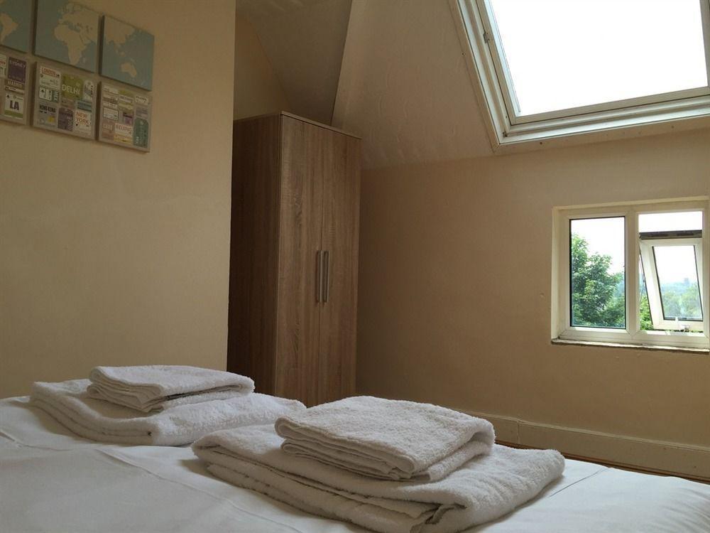 วิคาเรจ ลอดจ์ เบอร์มิงแฮม Hotel ภายนอก รูปภาพ